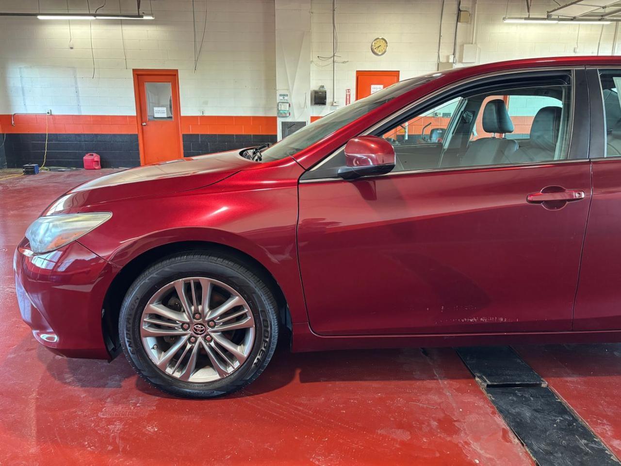 2016 Toyota Camry SE Franklin OH