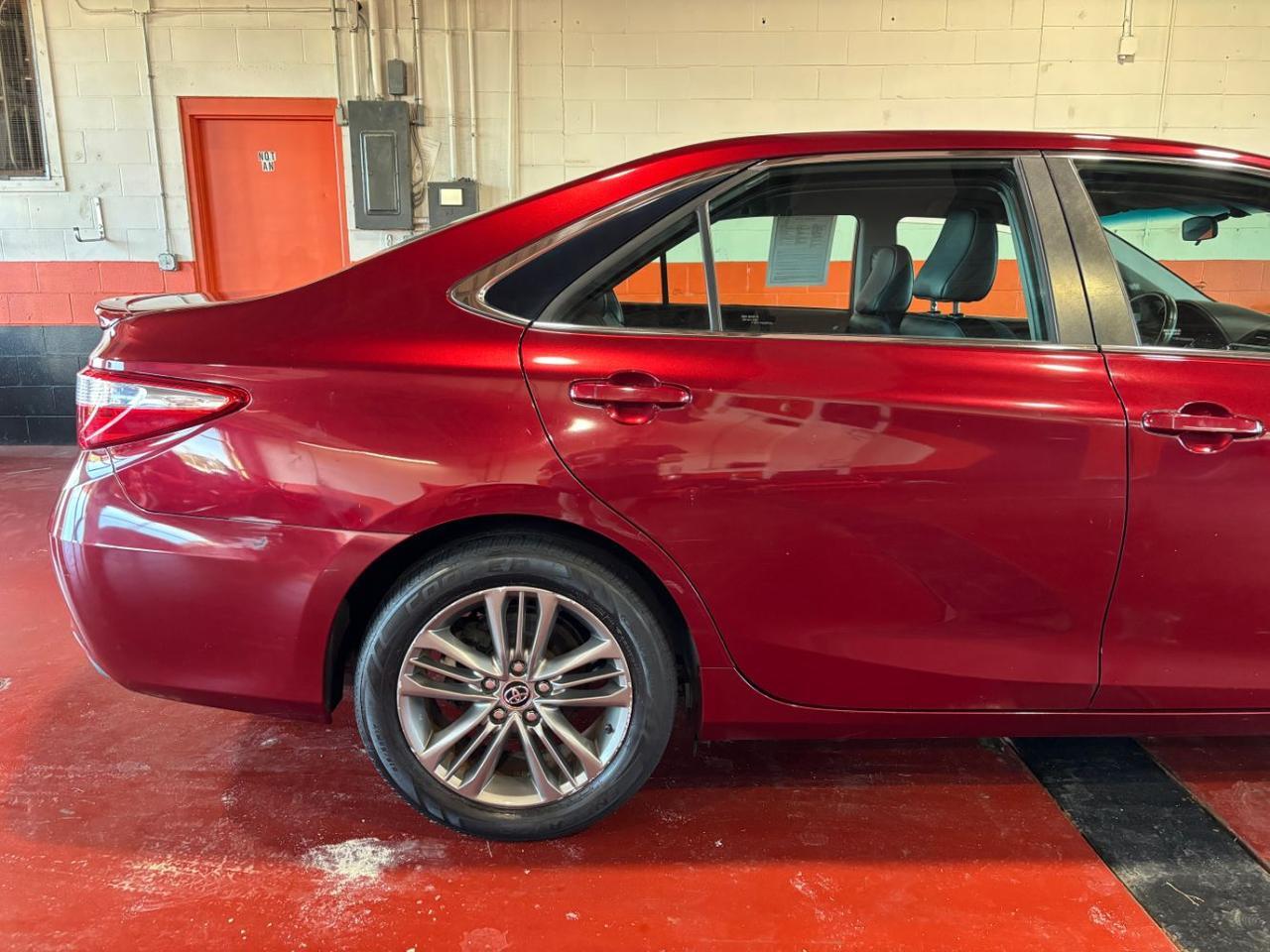 2016 Toyota Camry SE Franklin OH