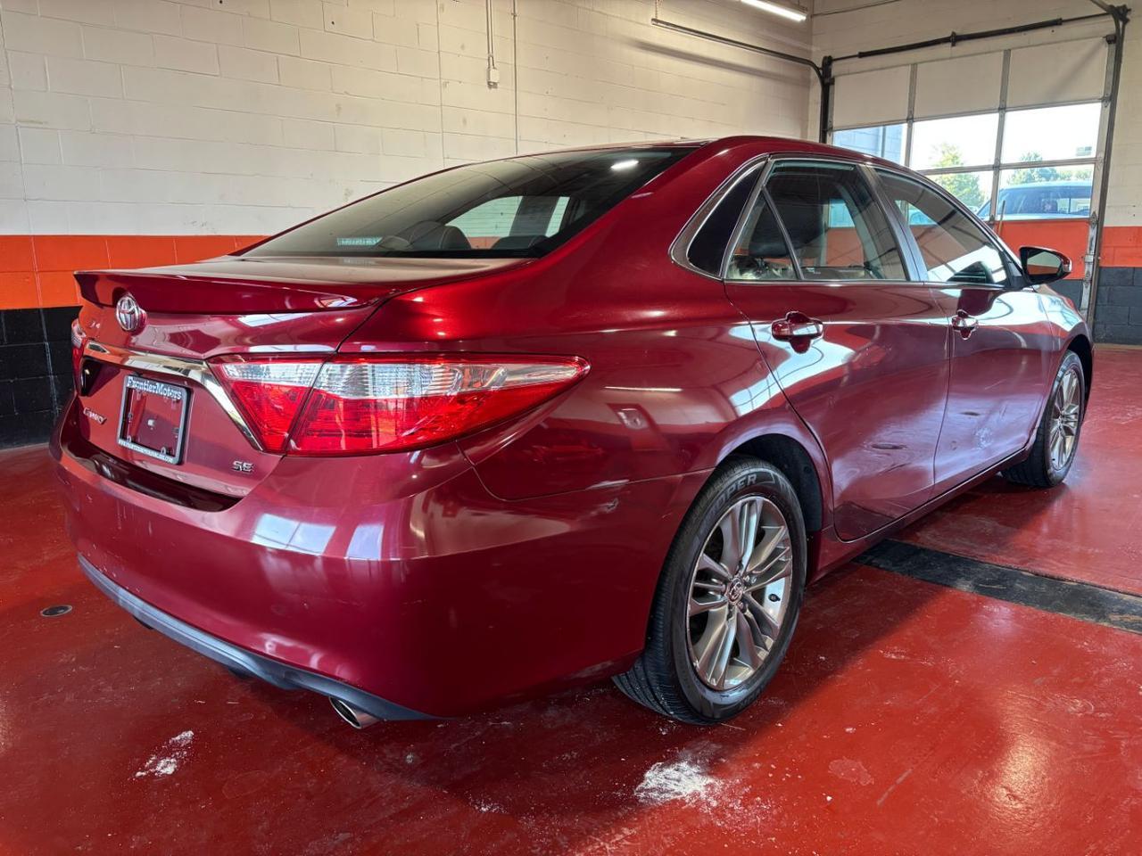 2016 Toyota Camry SE Franklin OH