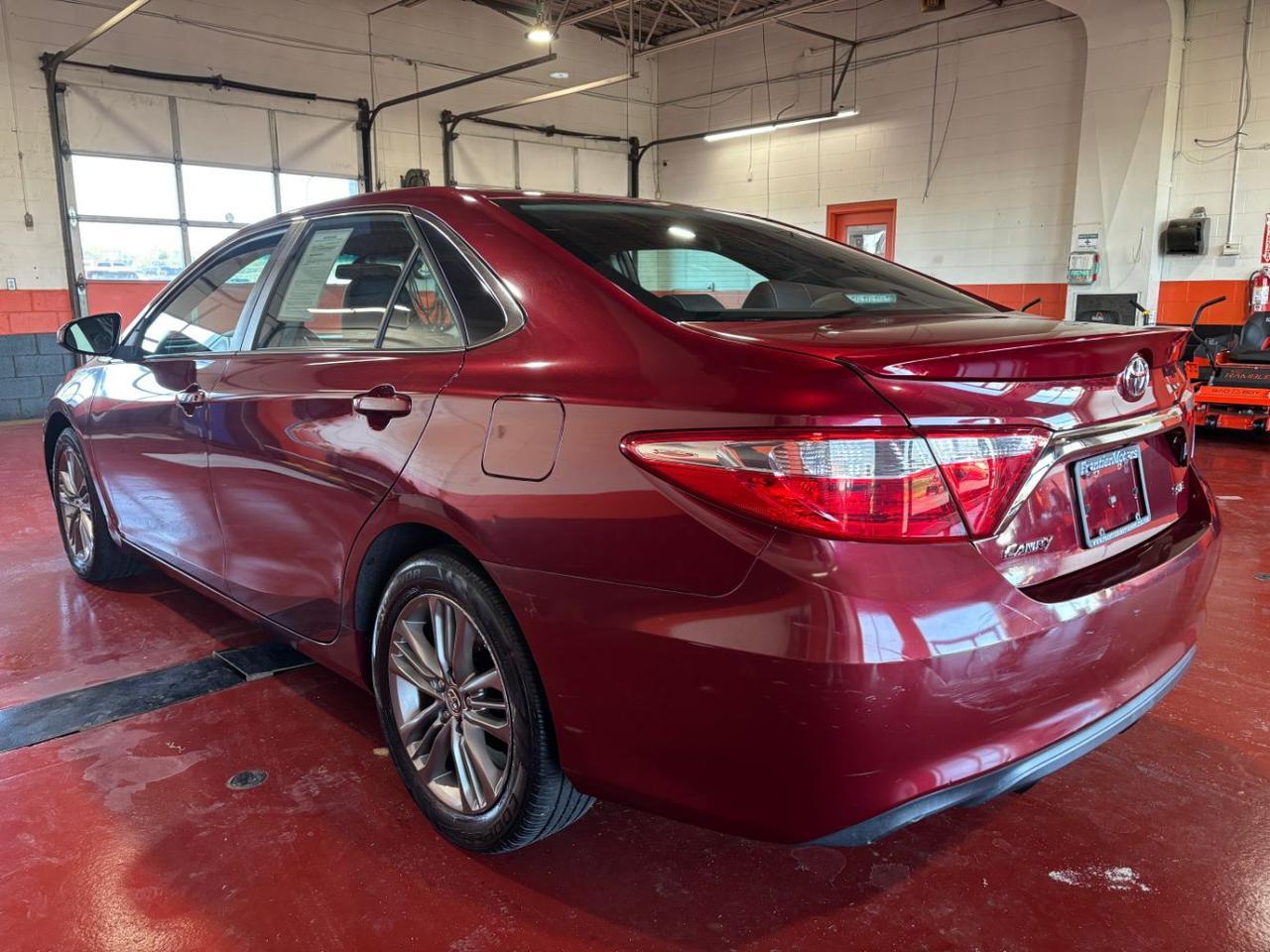 2016 Toyota Camry SE Franklin OH