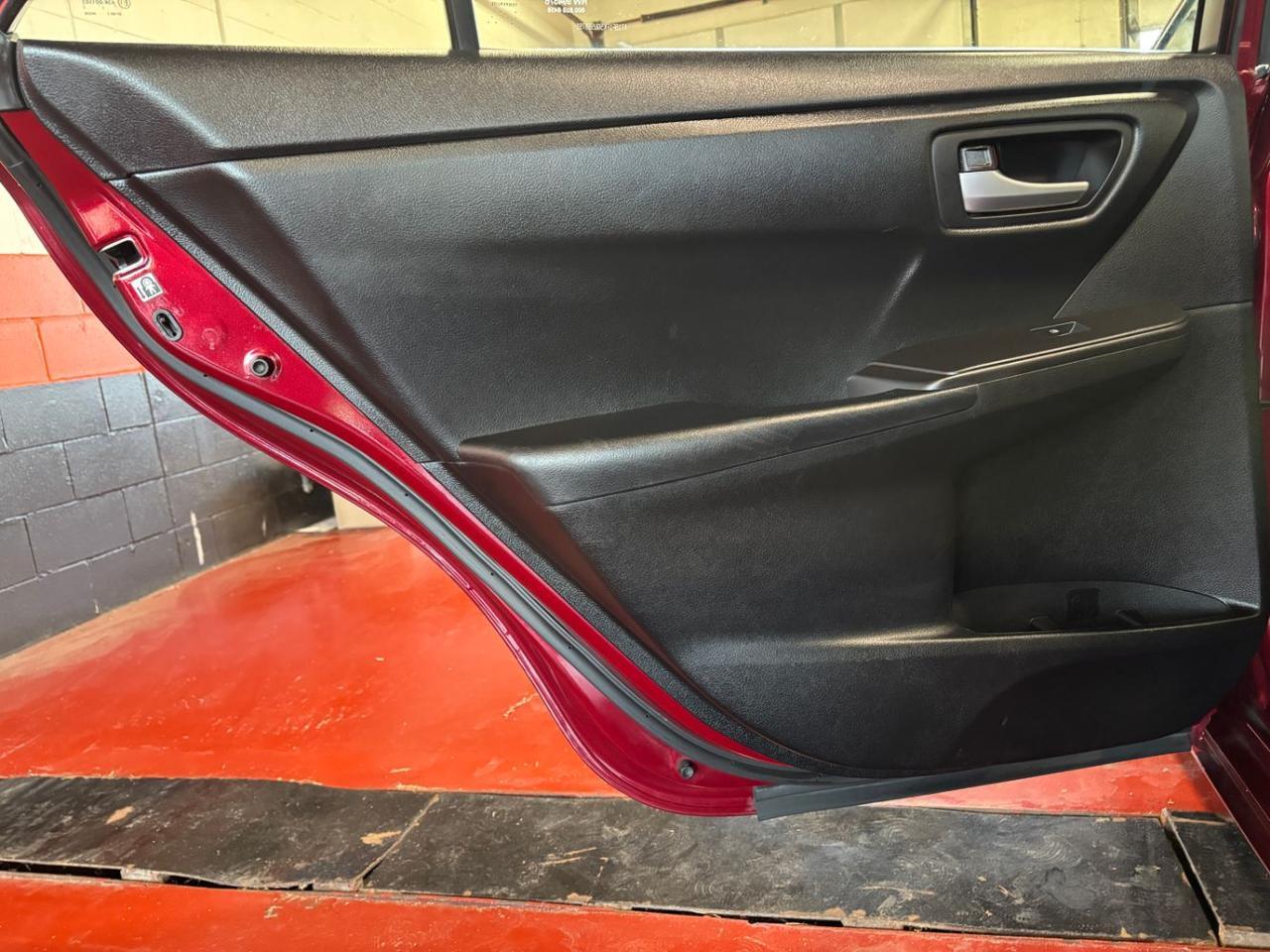 2016 Toyota Camry SE Franklin OH