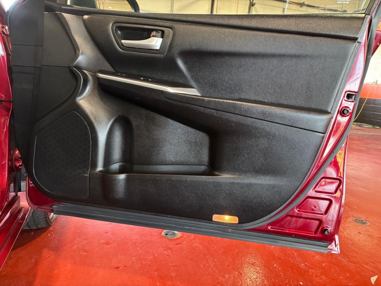 2016 Toyota Camry SE Franklin OH