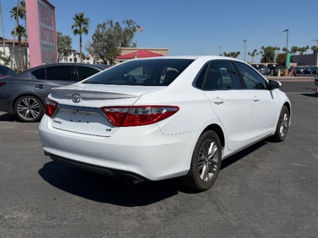 2016 Toyota Camry SE