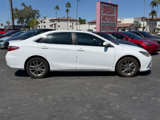2016 Toyota Camry SE
