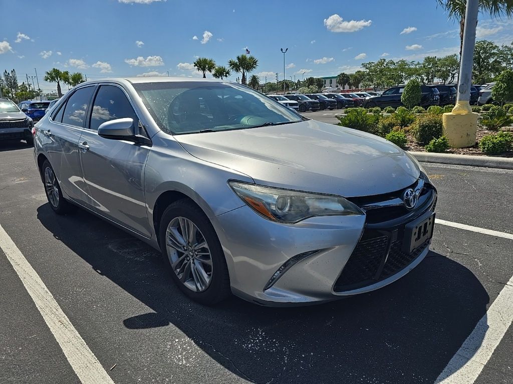 2016 Toyota Camry SE Oshkosh WI