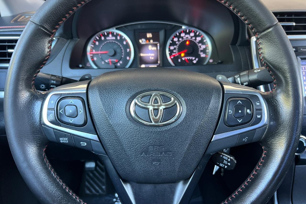 2016 Toyota Camry SE Roseville CA