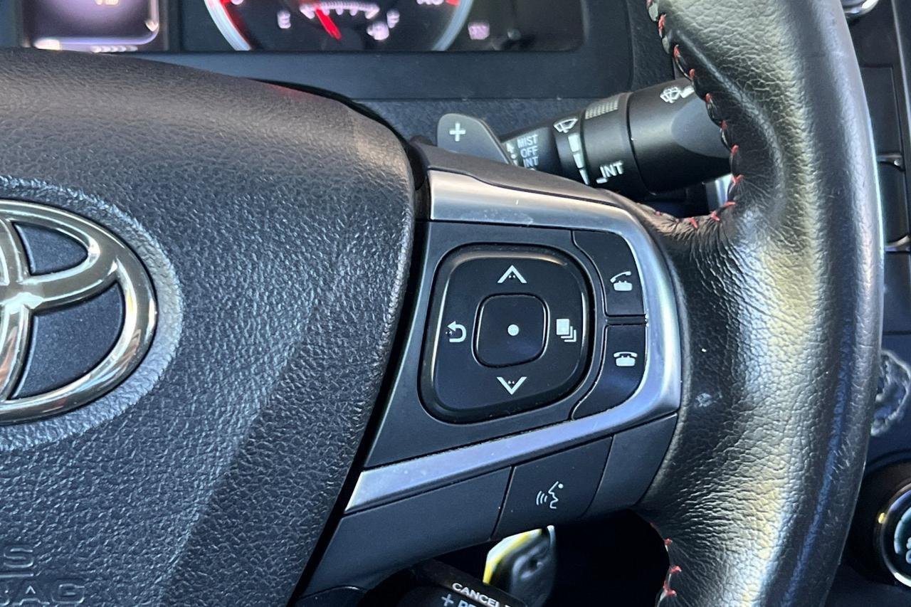 2016 Toyota Camry SE Roseville CA