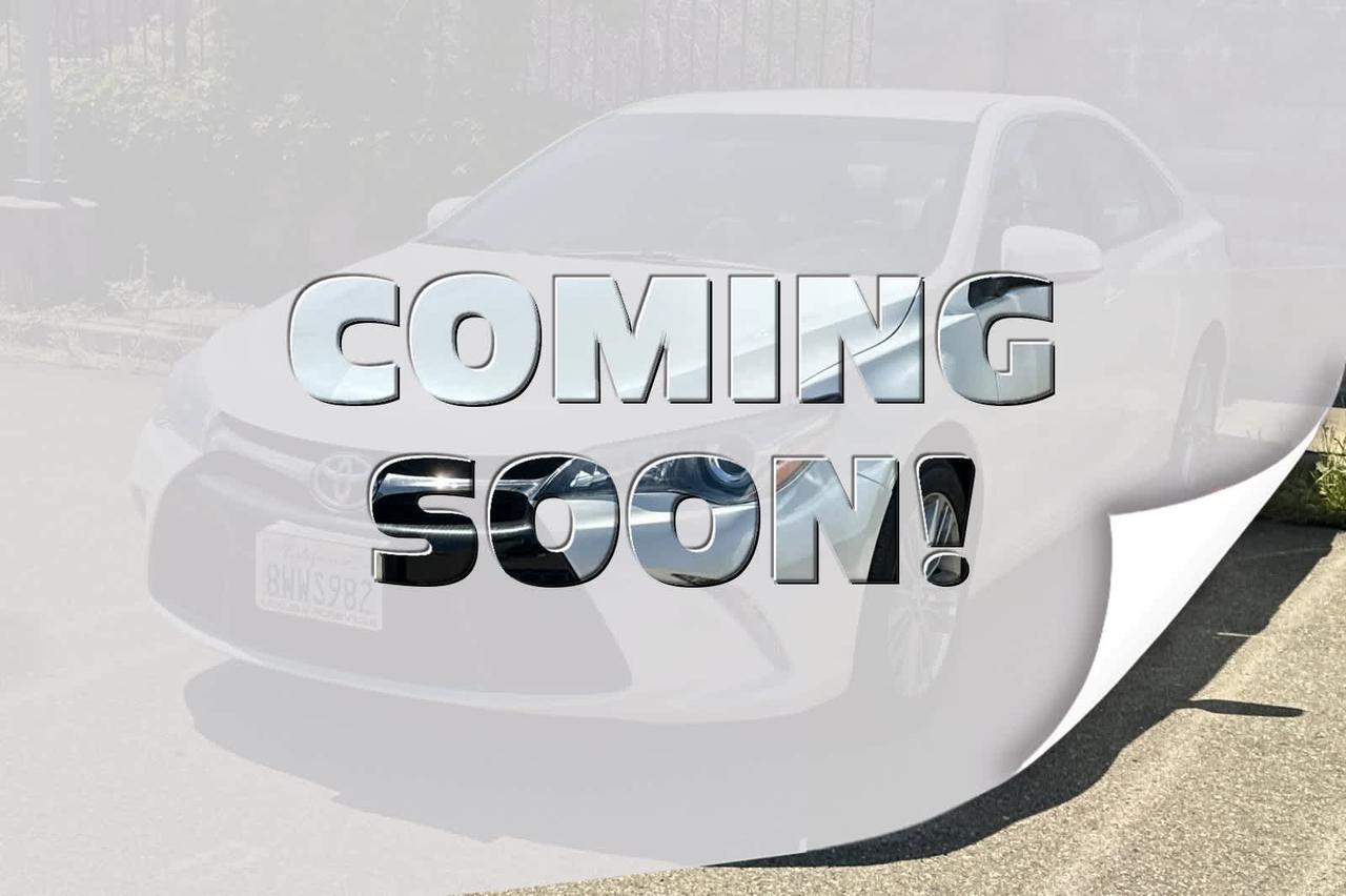 2016 Toyota Camry SE