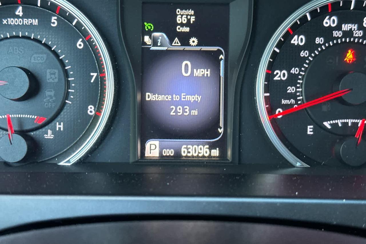2016 Toyota Camry SE Roseville CA