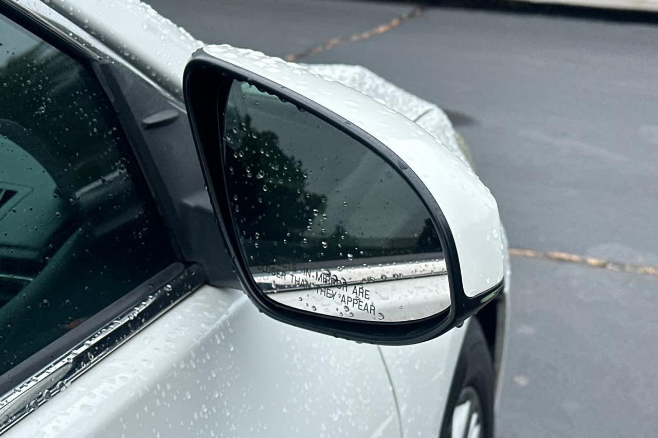 2016 Toyota Camry SE Roseville CA