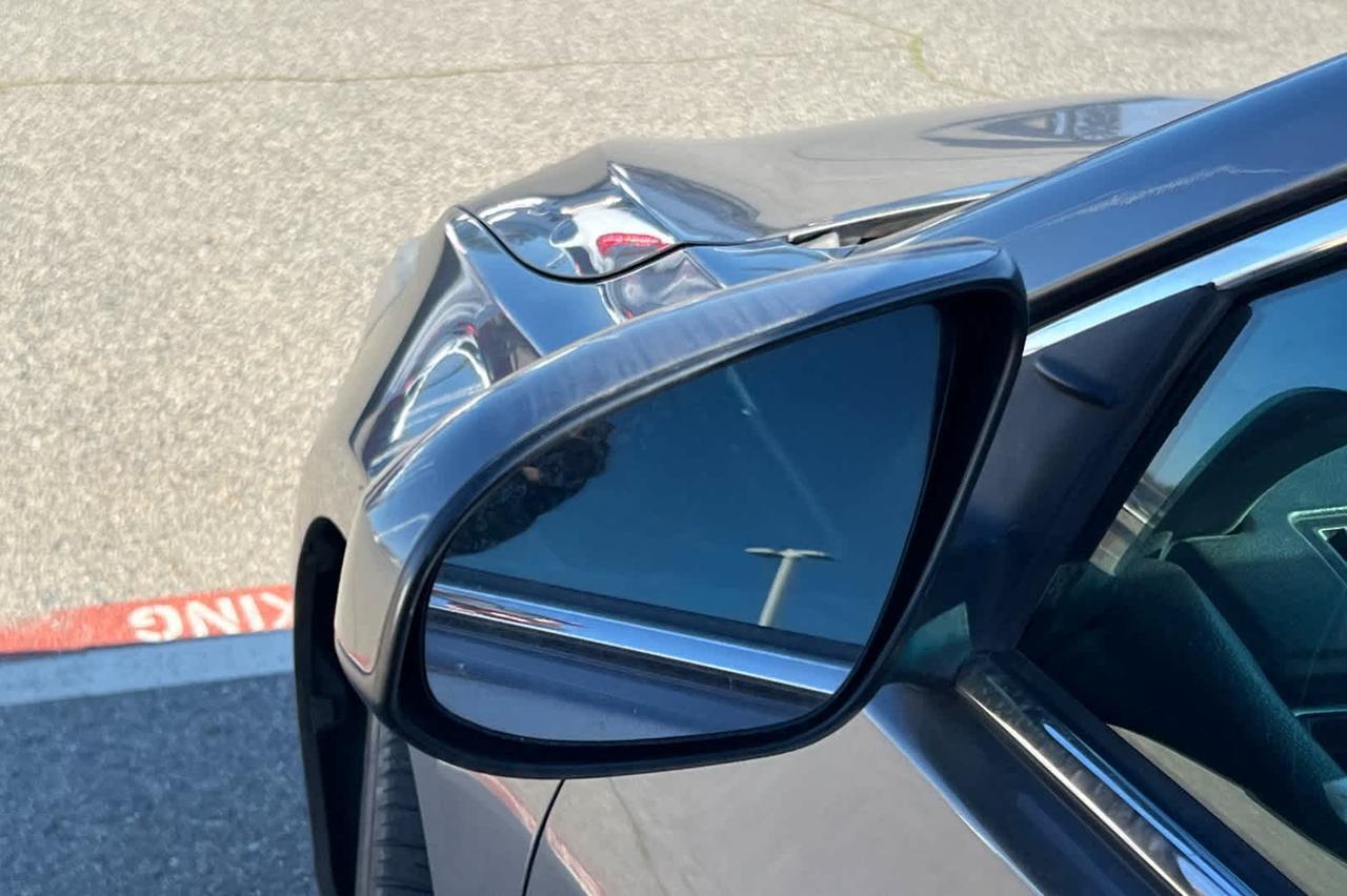 2016 Toyota Camry SE Roseville CA