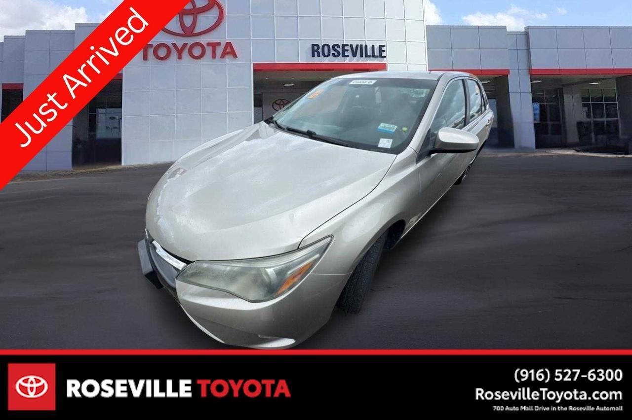 2016 Toyota Camry SE