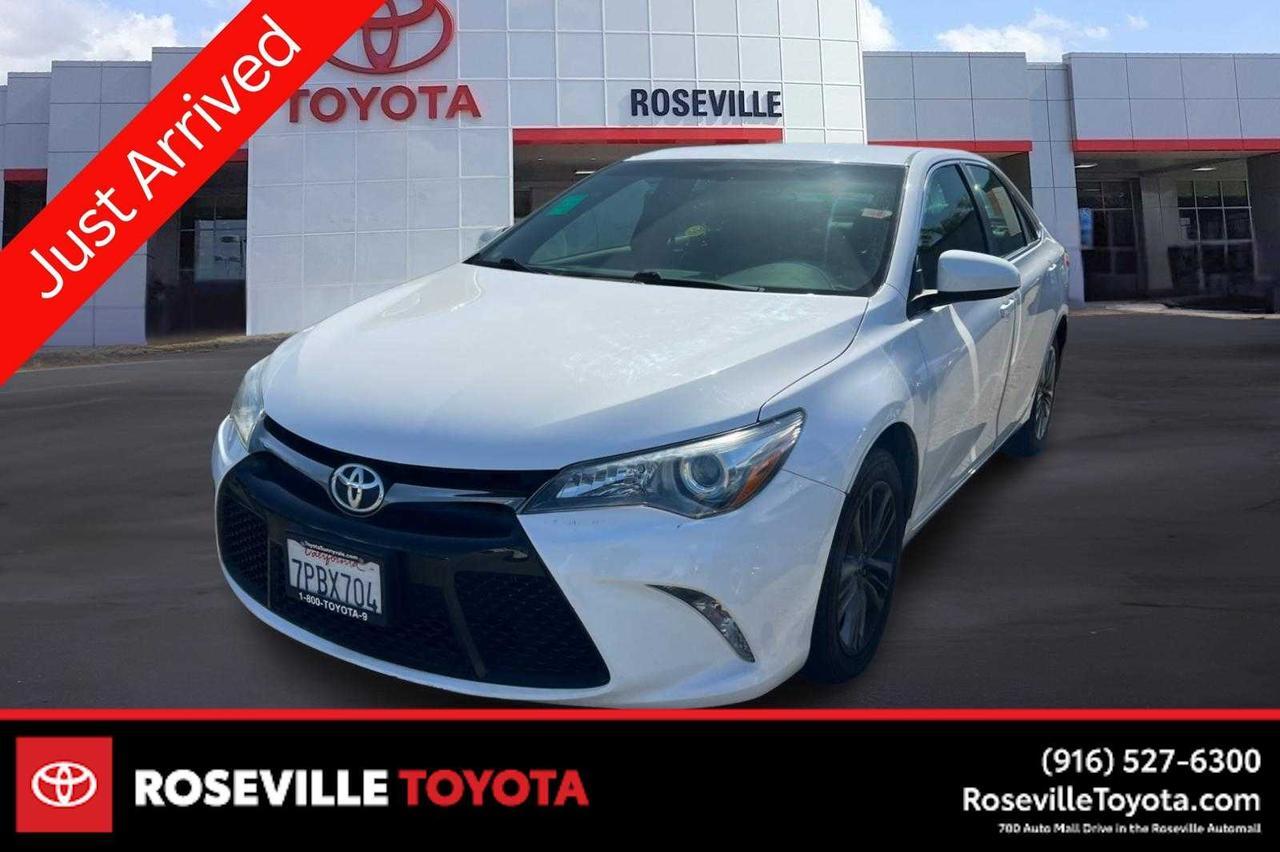 2016 Toyota Camry SE