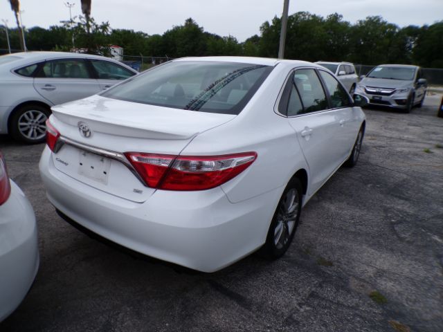 2016 Toyota Camry SE San Antonio TX
