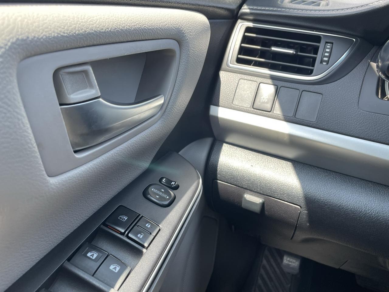 2016 Toyota Camry SE Alexandria VA