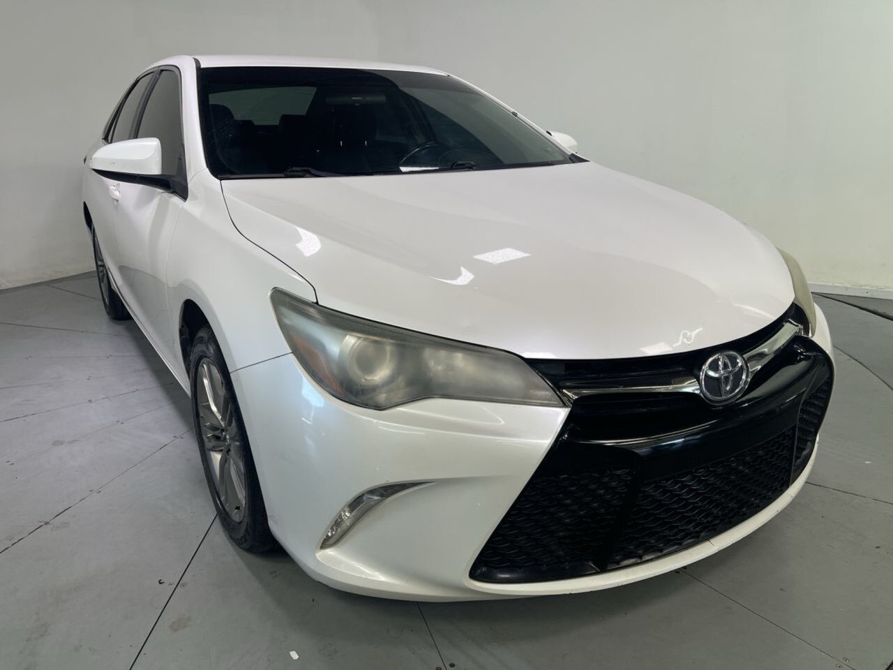 2016 Toyota Camry XLE