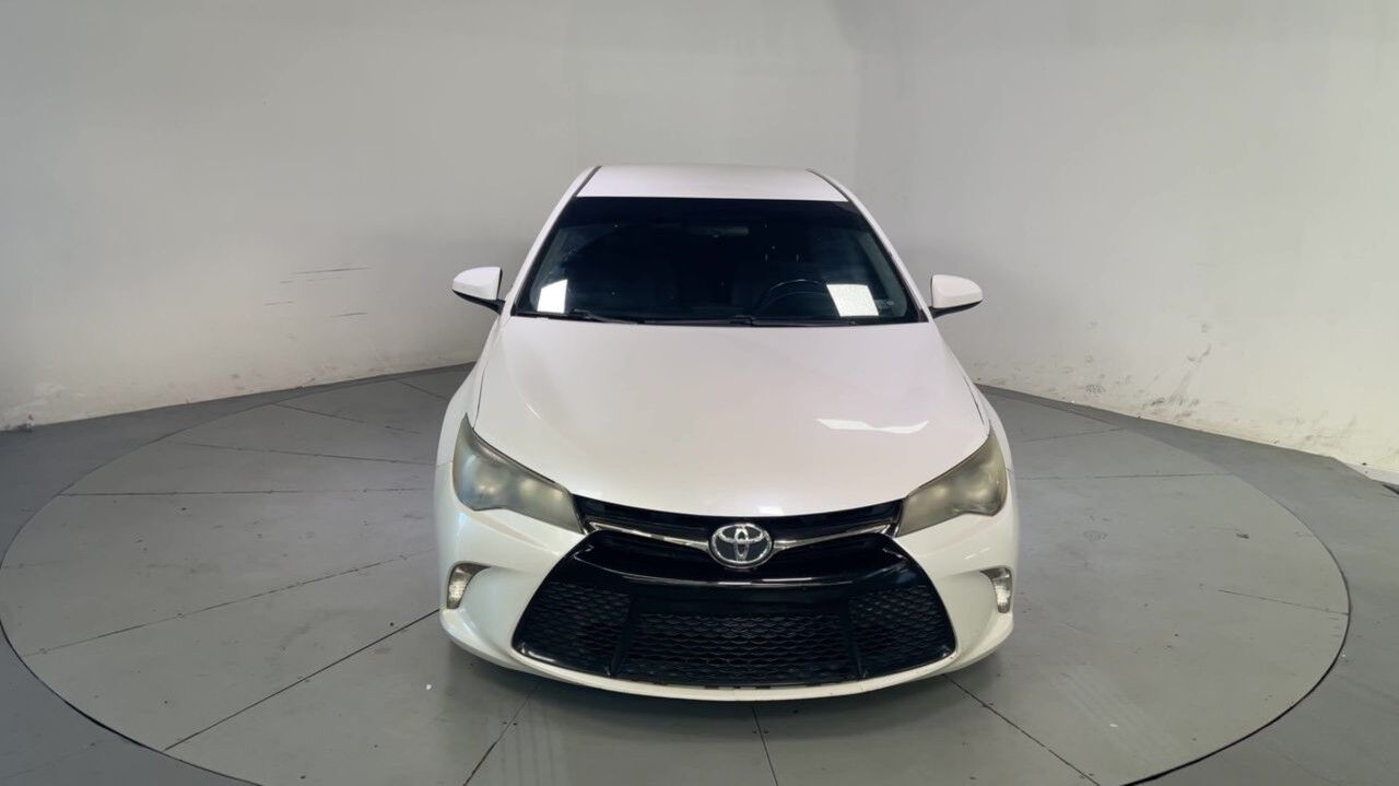 2016 Toyota Camry XLE
