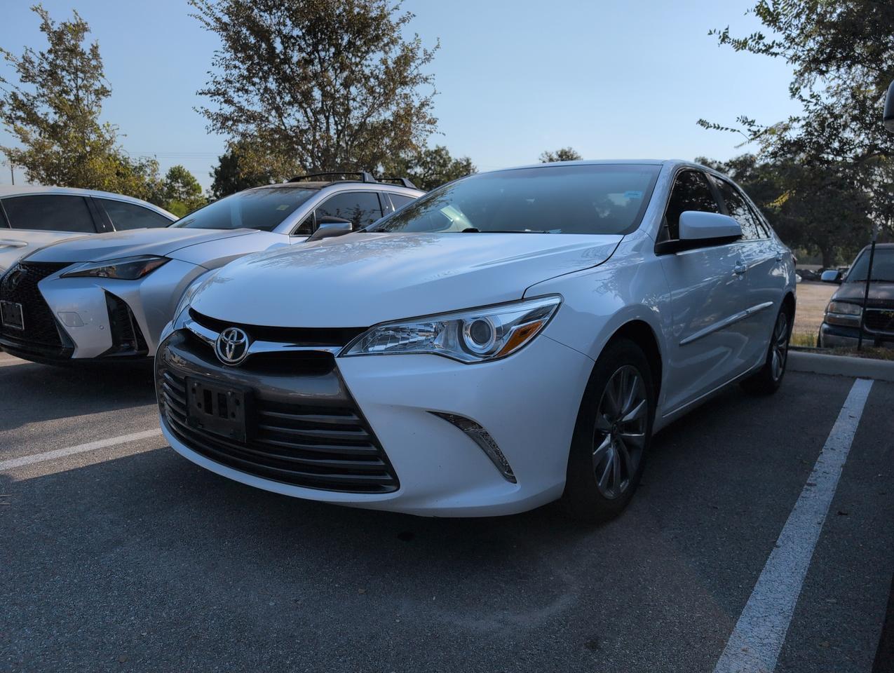 2016 Toyota Camry XLE