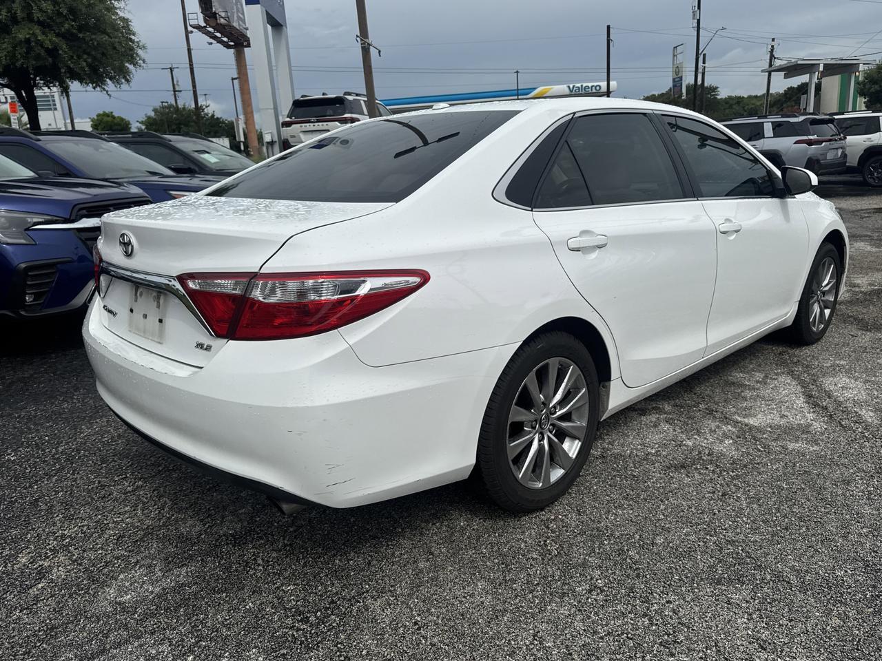 2016 Toyota Camry XLE