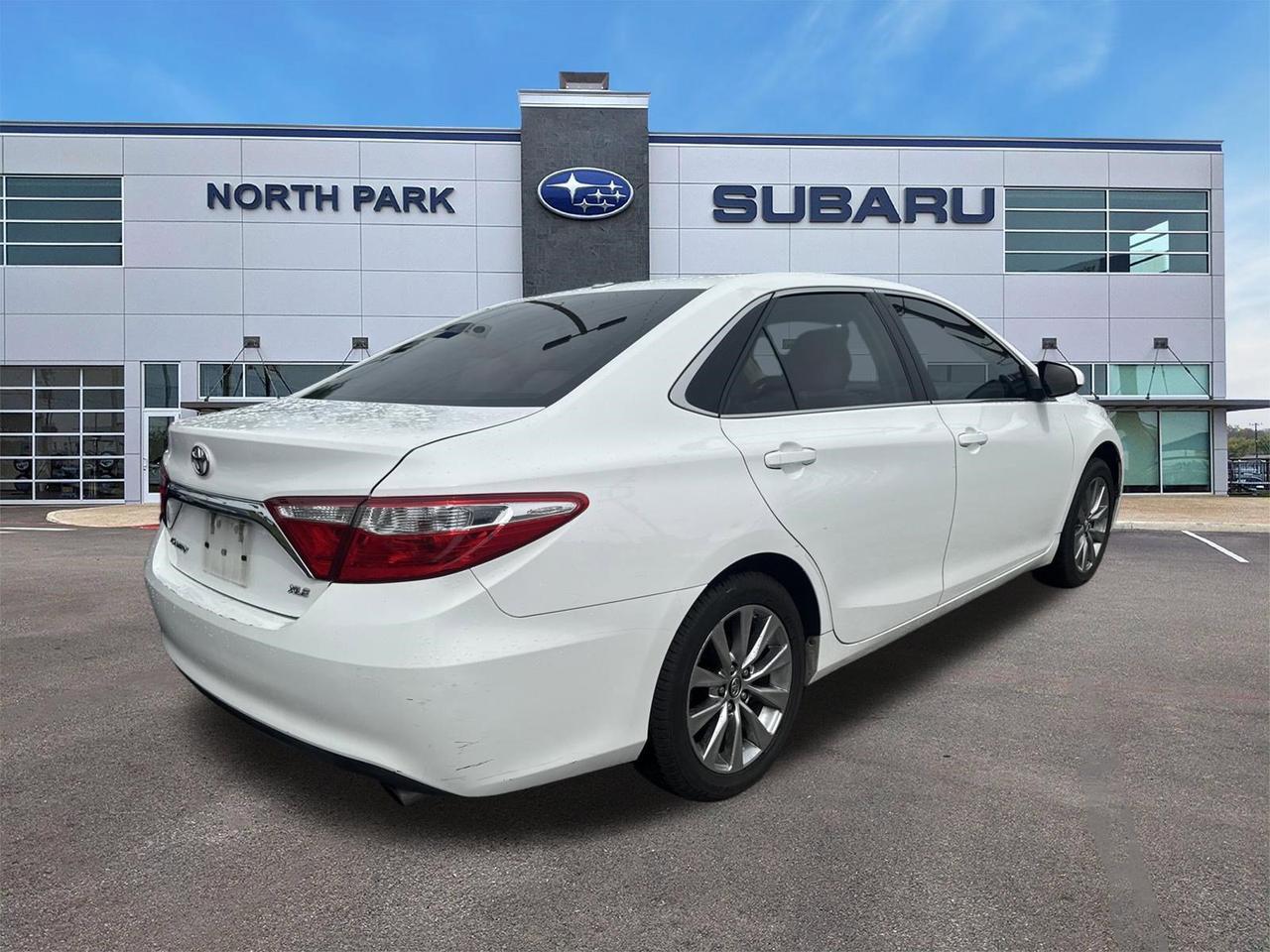 2016 Toyota Camry XLE
