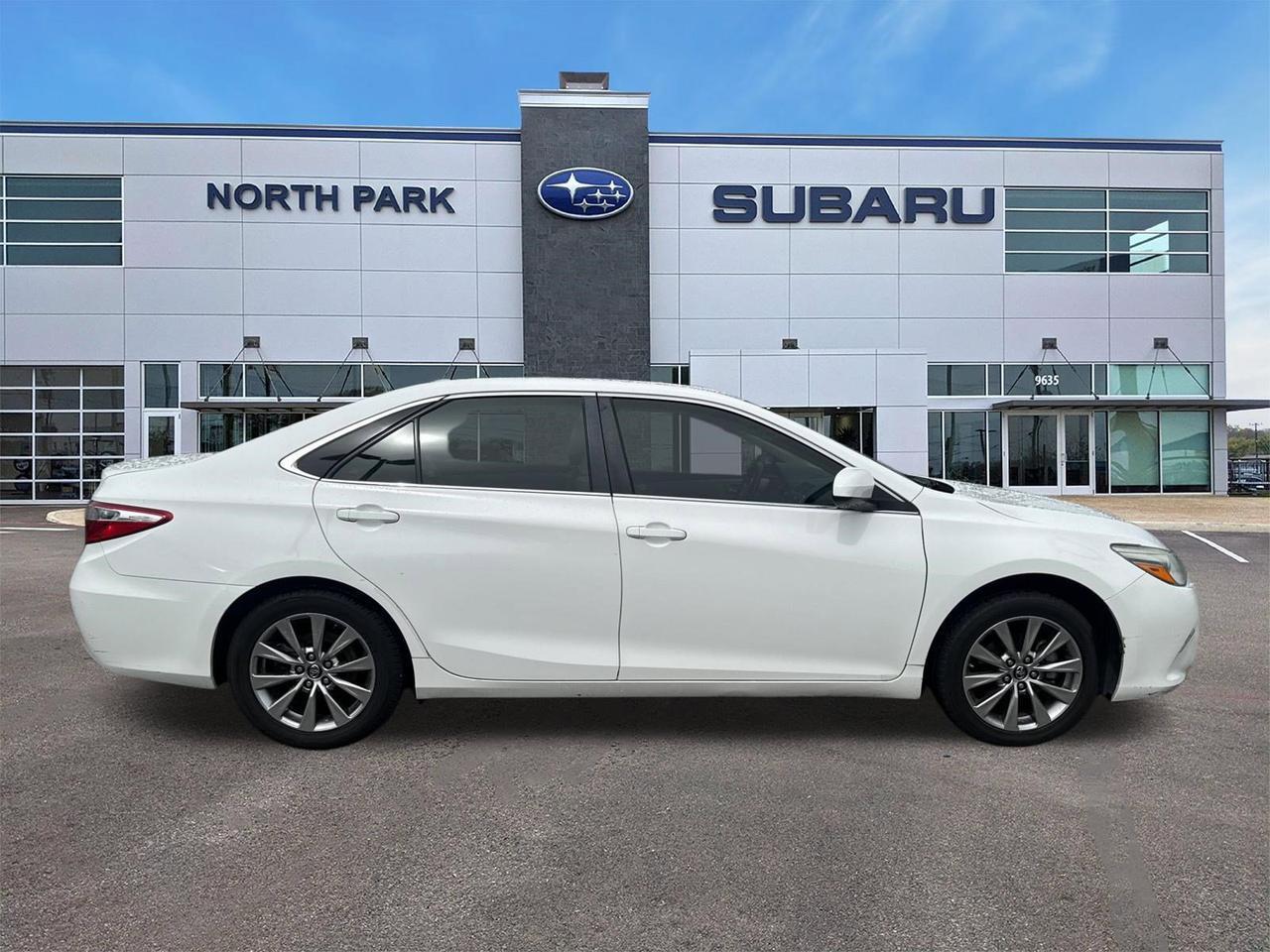 2016 Toyota Camry XLE