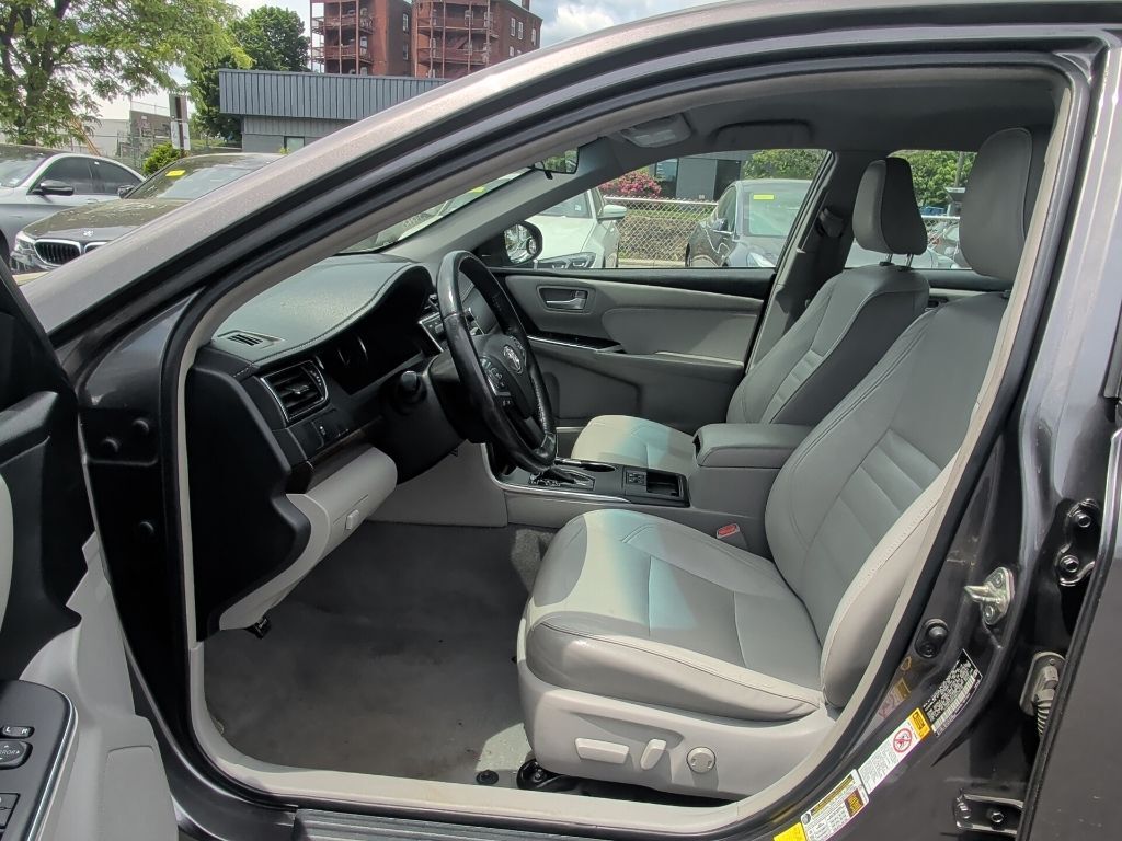 2016 Toyota Camry XLE Worcester MA