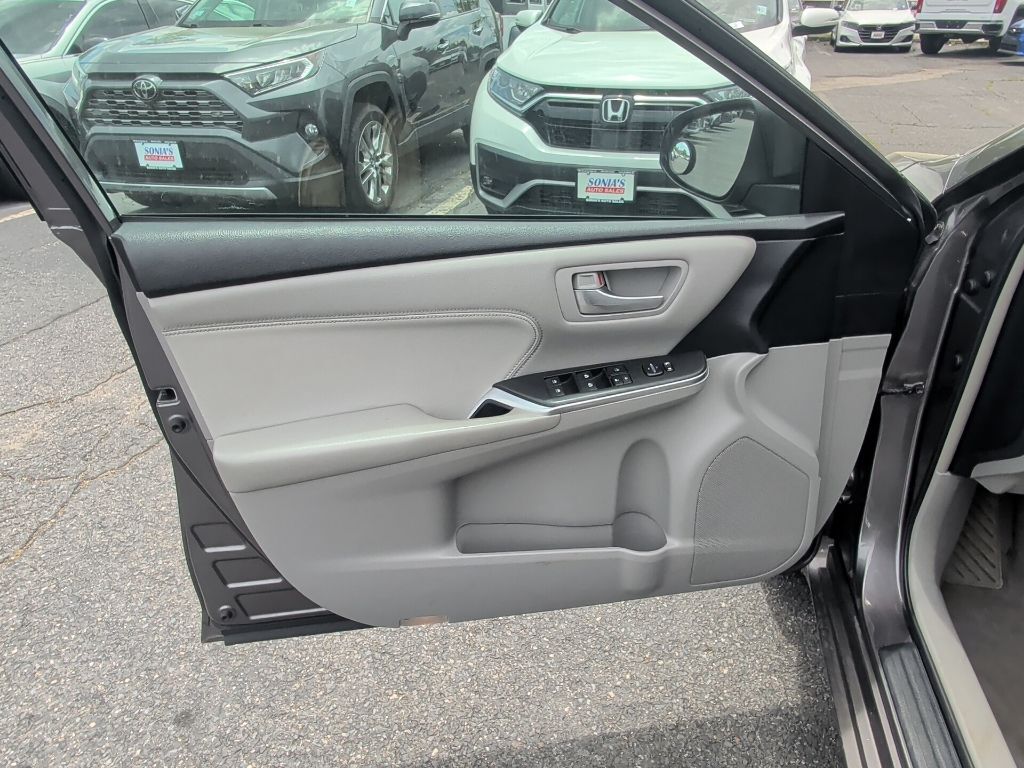 2016 Toyota Camry XLE Worcester MA