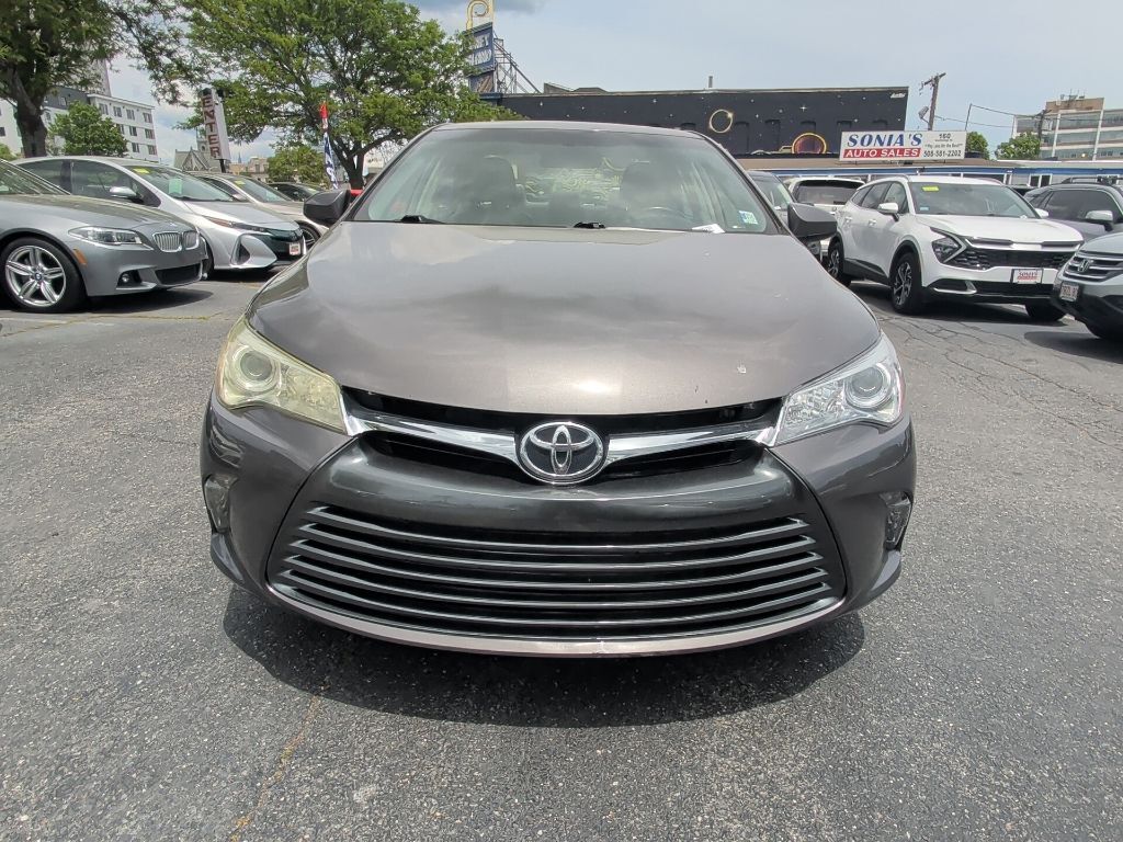 2016 Toyota Camry XLE