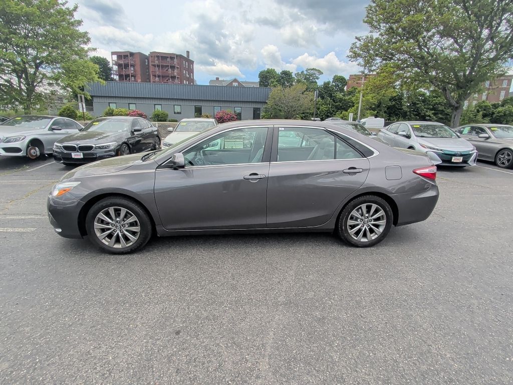 2016 Toyota Camry XLE