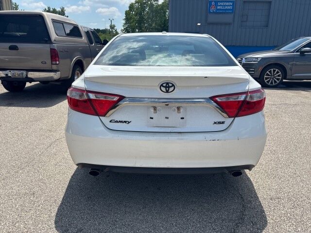 2016 Toyota Camry XSE Cleveland OH