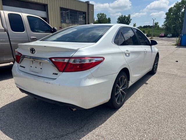 2016 Toyota Camry XSE Cleveland OH