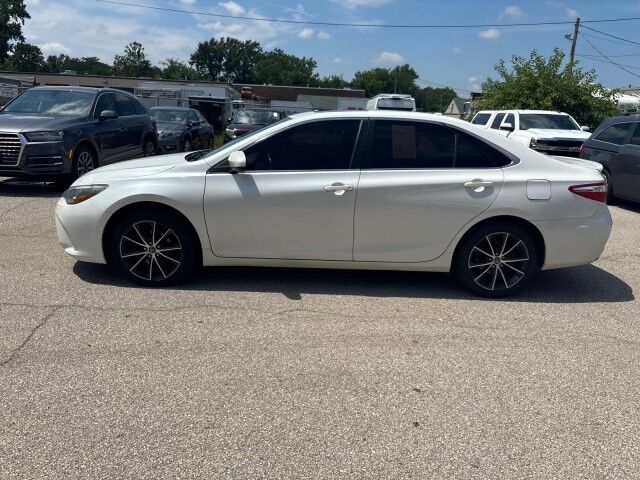 2016 Toyota Camry XSE Cleveland OH