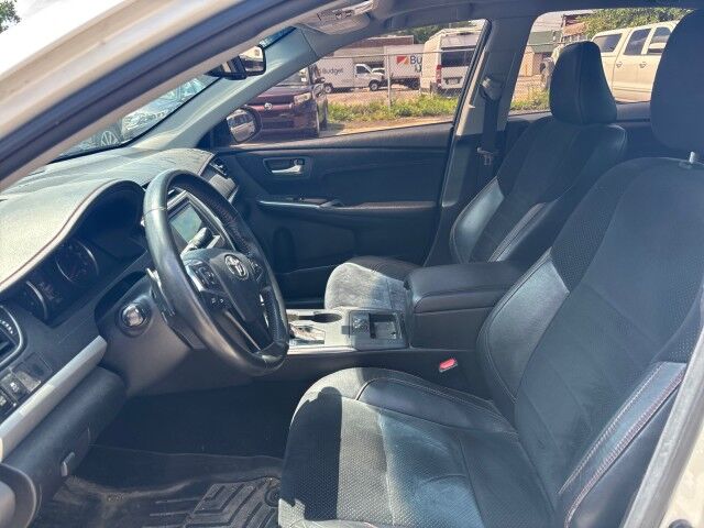 2016 Toyota Camry XSE Cleveland OH