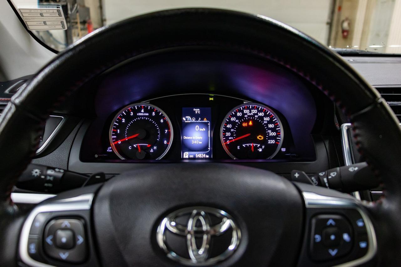2016 Toyota Camry XSE Leather Roof Nav Red Deer AB