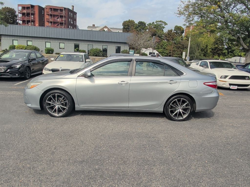 2016 Toyota Camry XSE