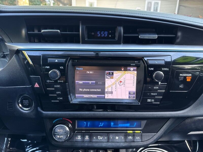 2016 Toyota Corolla 4dr Sdn CVT LE Premium (Natl) Arlington VA