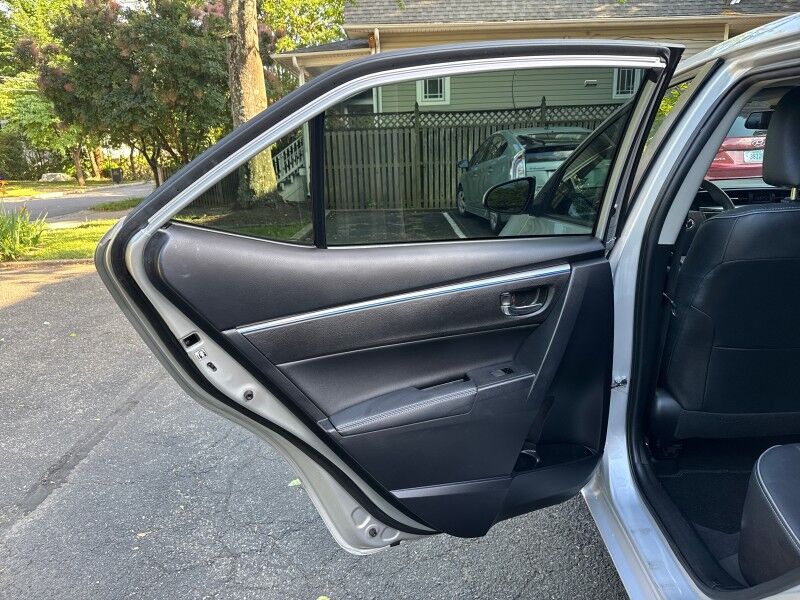 2016 Toyota Corolla 4dr Sdn CVT LE Premium (Natl) Arlington VA
