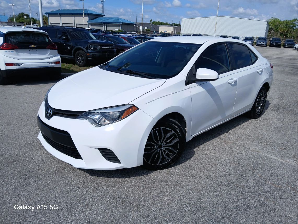 2016 Toyota Corolla LE Sedan 4D