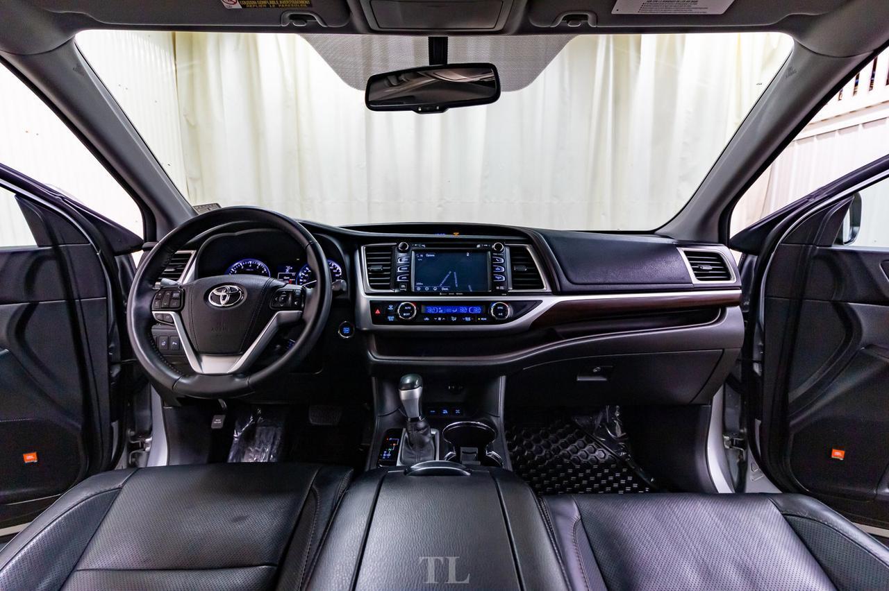 2016 Toyota Highlander AWD Limited Leather Roof Nav BCam Red Deer AB