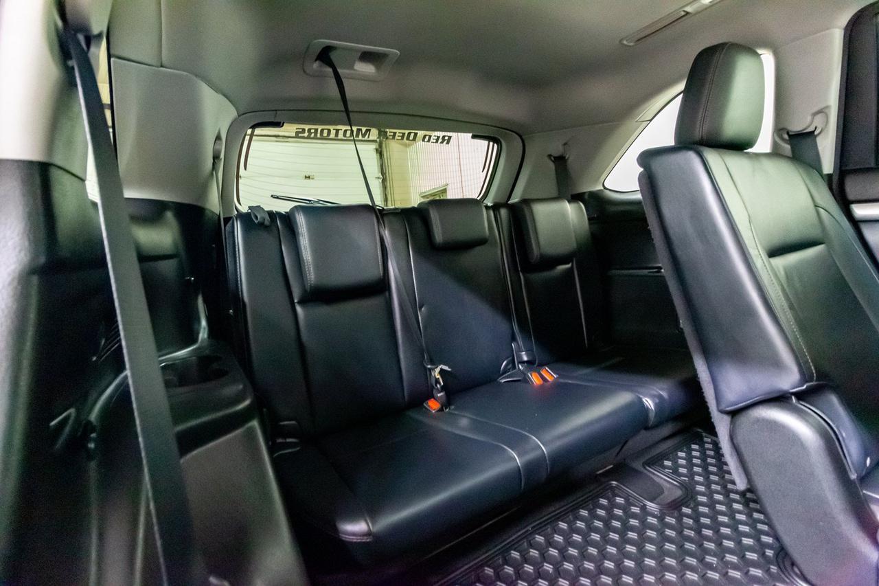 2016 Toyota Highlander AWD XLE Leather Roof Nav Red Deer AB