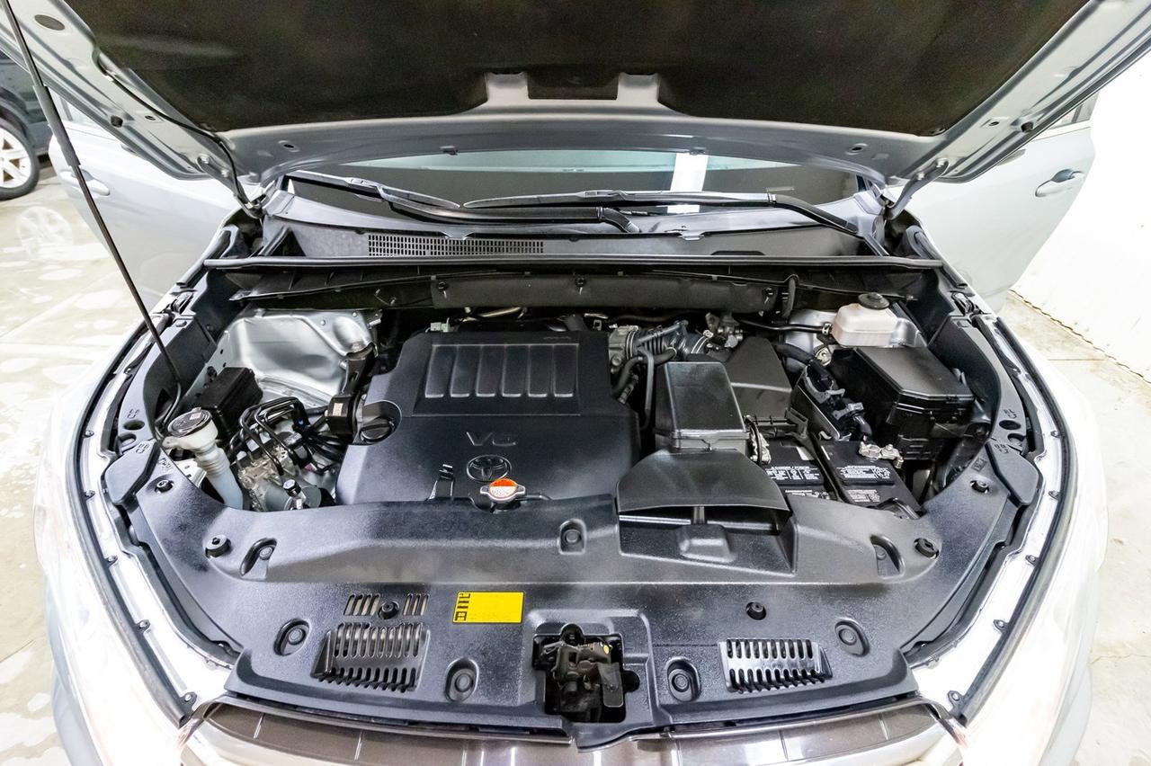 2016 Toyota Highlander AWD XLE Leather Roof Nav Red Deer AB