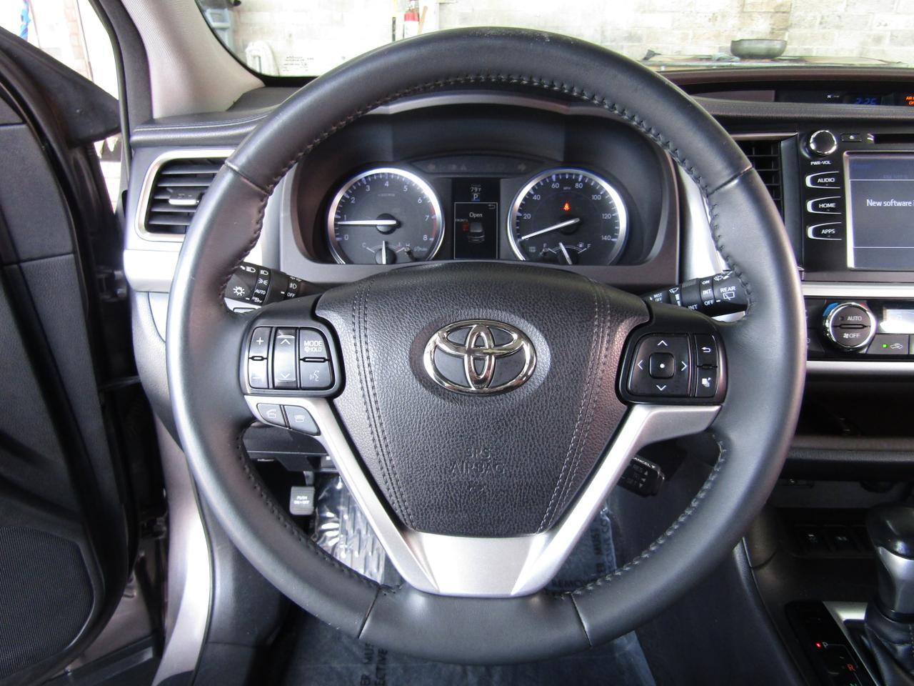 2016 Toyota Highlander FWD 4dr V6 XLE (Natl) Grand Prairie TX