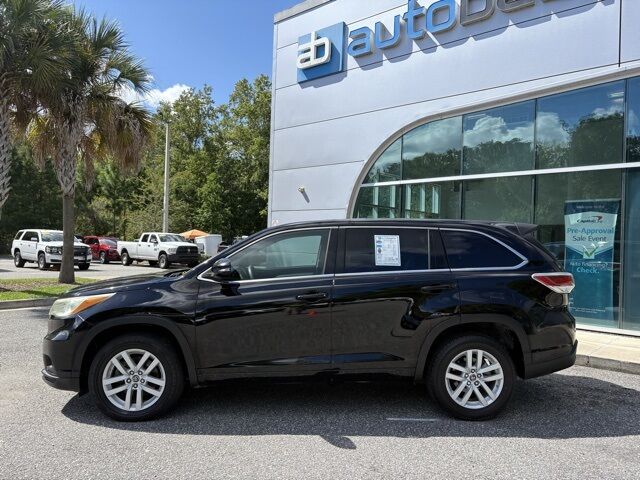 2016 Toyota Highlander LE