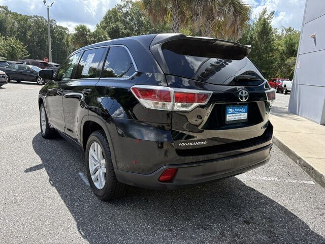 2016 Toyota Highlander LE