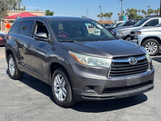 2016 Toyota Highlander LE