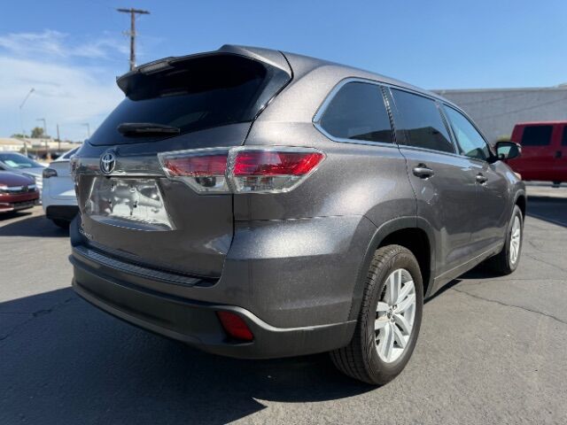 2016 Toyota Highlander LE