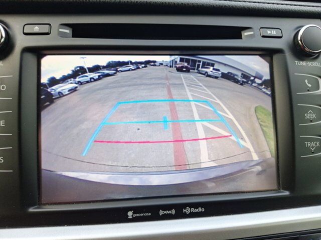 2016 Toyota Highlander LE Plus V6 Hurst TX