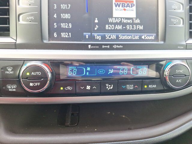 2016 Toyota Highlander LE Plus V6 Hurst TX