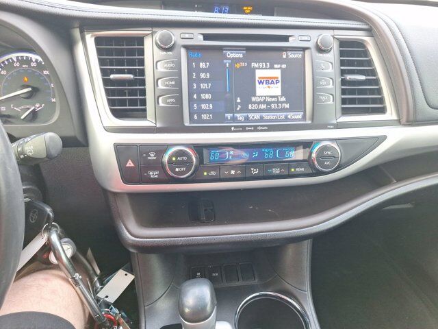 2016 Toyota Highlander LE Plus V6 Hurst TX
