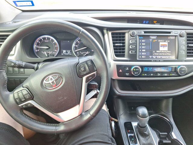 2016 Toyota Highlander LE Plus V6 Hurst TX
